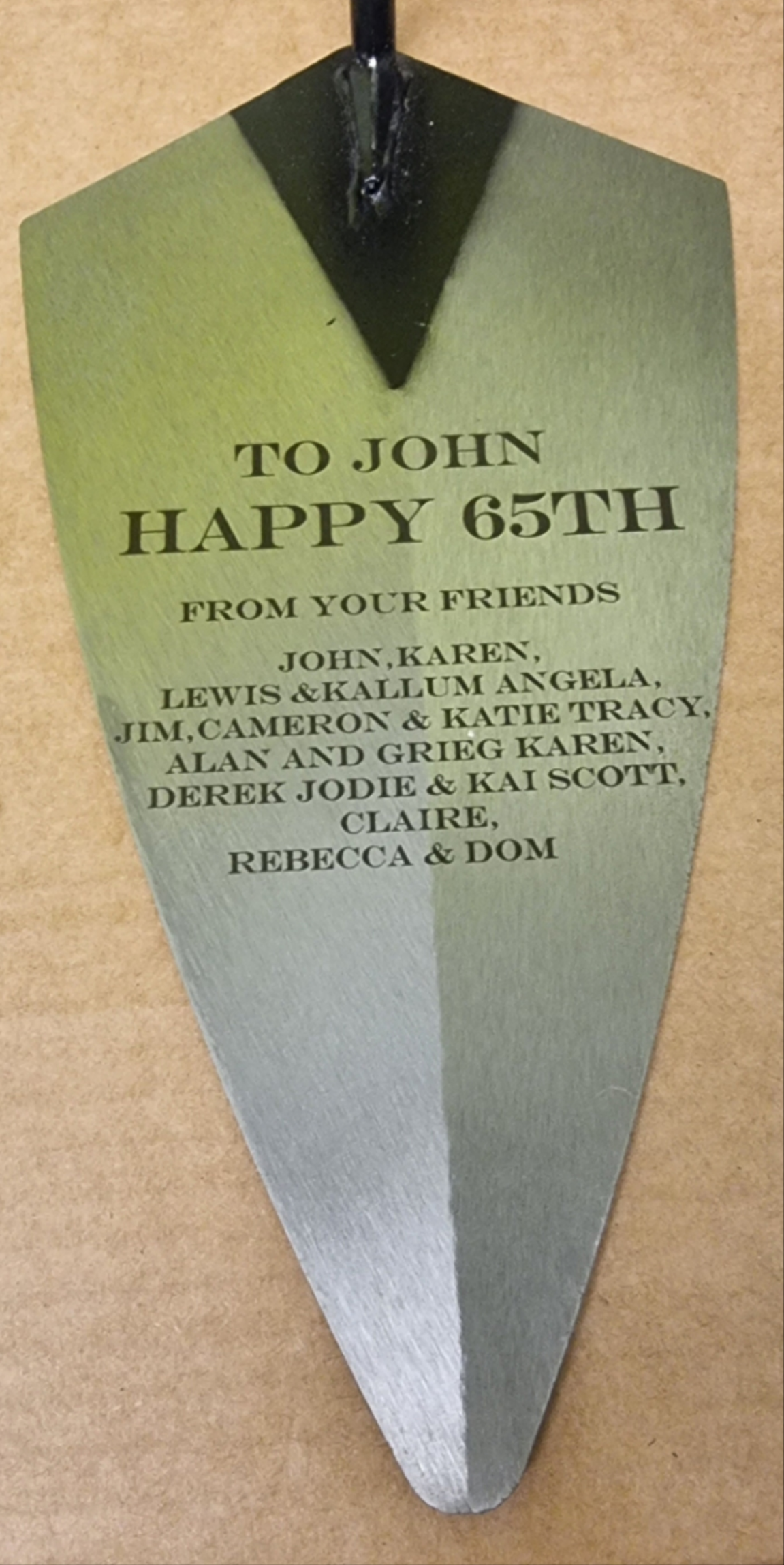Engraved trowel