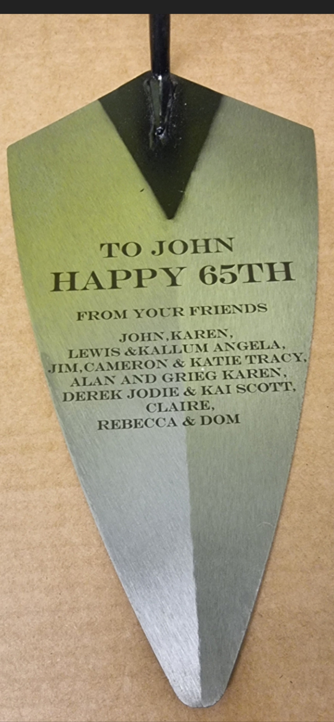 Engraved trowel